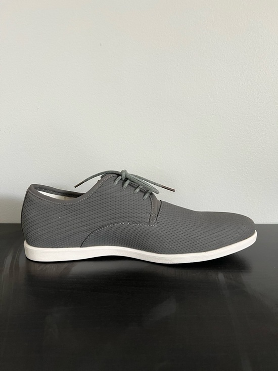 Steve Madden Other - NWOT Steve Madden Stylish Gray Men's Casual Shoes Size 9
